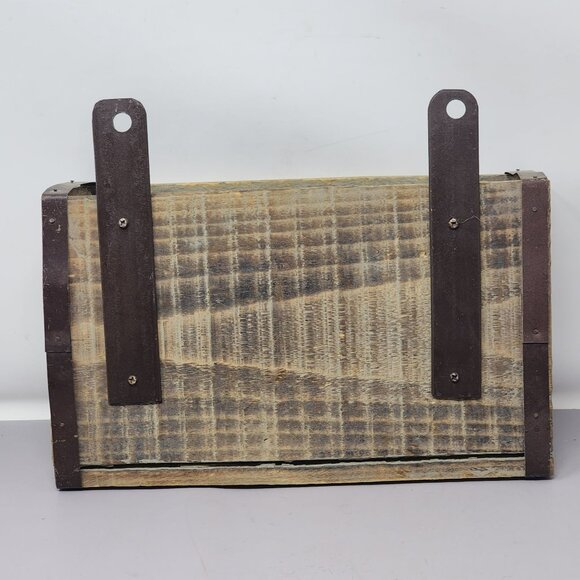 Rustic Wood Wall-Mount Mailbox With Bear & Pine‎ Tree Accents - Picture 2 of 11